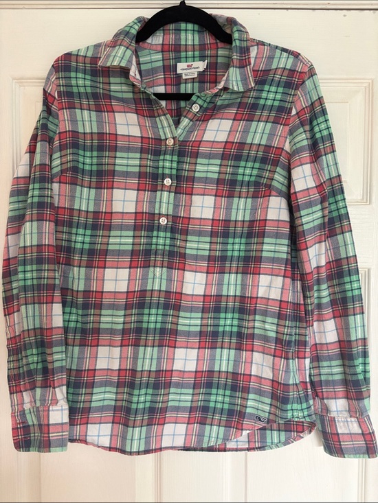 Vineyard Vines Tops - Vineyard Vines Plaid Button-Down Shirt in Green & Red